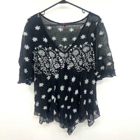 Kisca by Komorov Black White Embroidered Semi Sheer Blouse Women's Medium - Picture 1 of 3